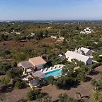 Authentic Apulian Reatreat Inside Trulli With Pool Villa Castellana Grotte