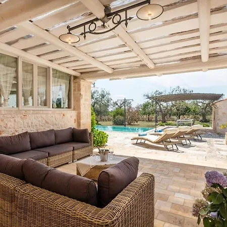 Authentic Apulian Reatreat Inside Trulli With Pool *
